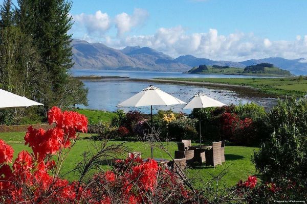 Airds Hotel (Perth and Kinross)